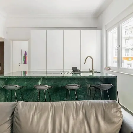 3 Bedroom New Modern Flat In The Heart Of Athens Exterior photo