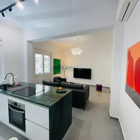 3 Bedroom New Modern Flat In The Heart Of Athens Exterior photo