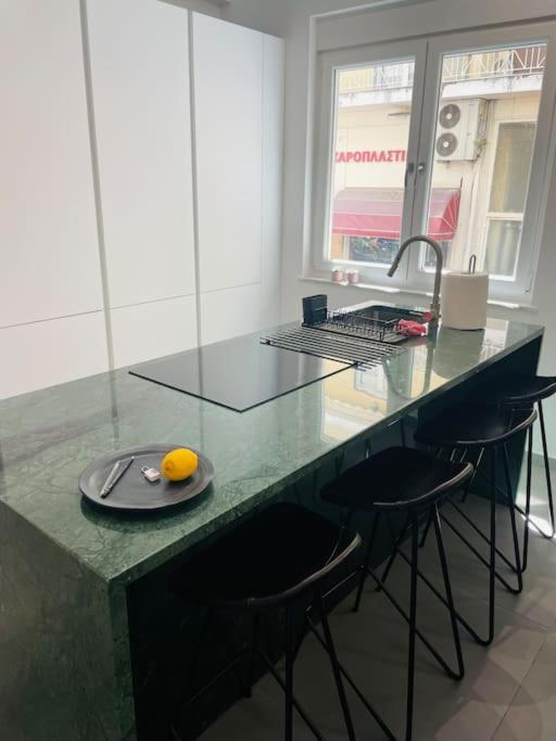 Apartment 3 Bedroom New Modern Flat In The Heart Of Athens