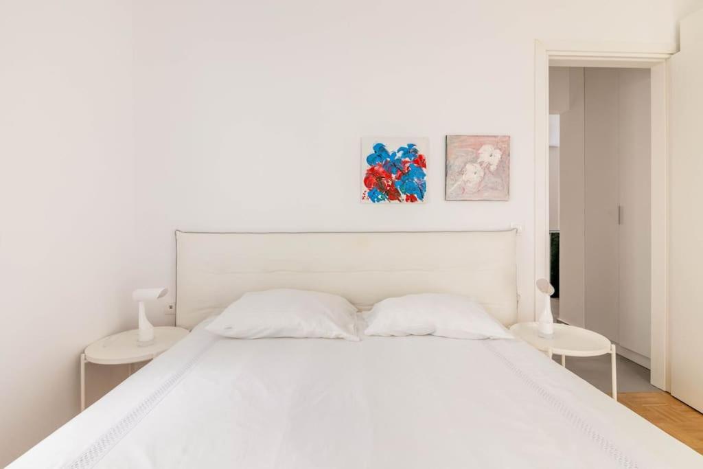 3 Bedroom New Modern Flat In The Heart Of *