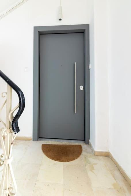 3 Bedroom New Modern Flat In The Heart Of Apartment Athens